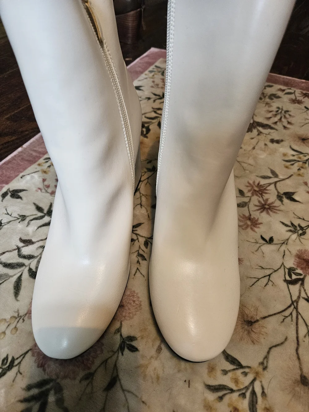 Qupid White Block Heel Ankle Booties